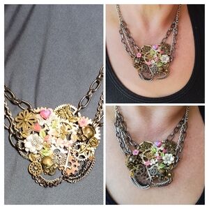 Vintage-Inspired Floral Statement Necklace